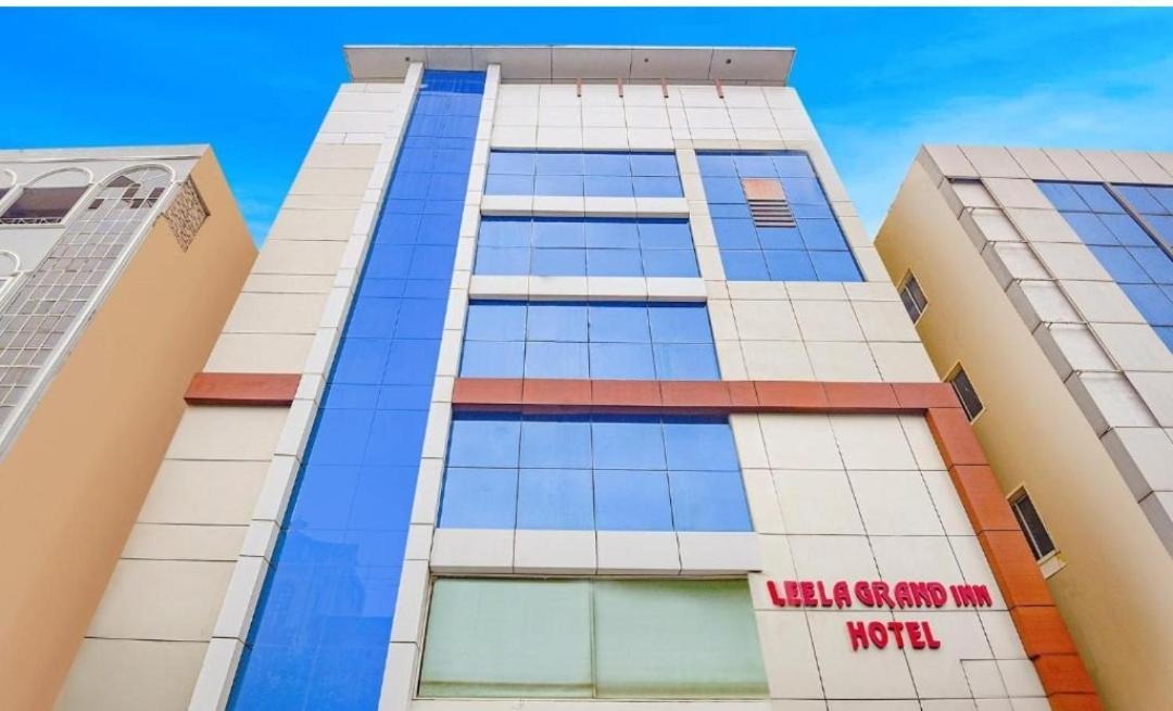 Hotel Leela Grand Inn Vijayawada Bagian luar foto